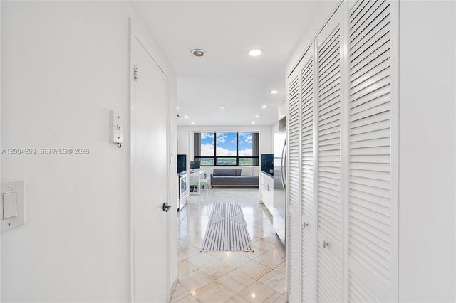11113 Biscayne Boulevard 2051, Miami, FL 33181