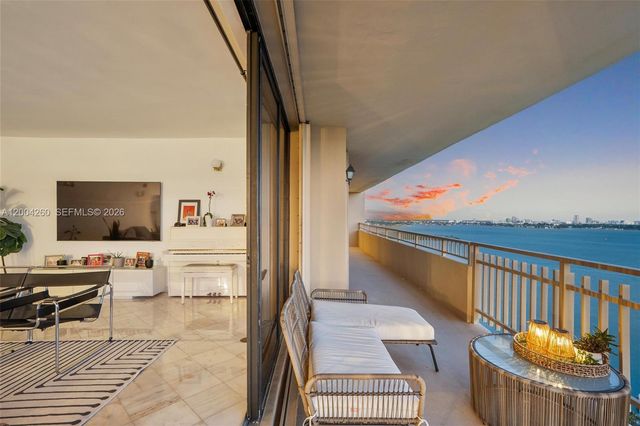 11113 Biscayne Boulevard 2051, Miami, FL 33181