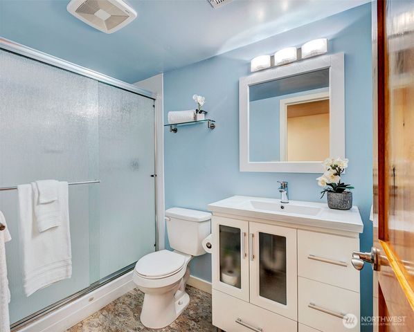 1419 179th Place NE, Bellevue, WA 98008