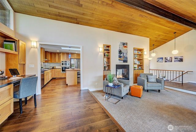 1419 179th Place NE, Bellevue, WA 98008