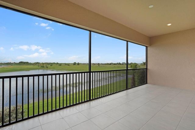 15320 Lucerna ST # 202, Naples, FL 34114
