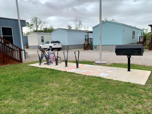 3621 County Road 161 J, Alvin, TX 77511