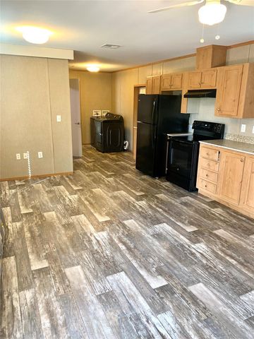 3621 County Road 161 J, Alvin, TX 77511