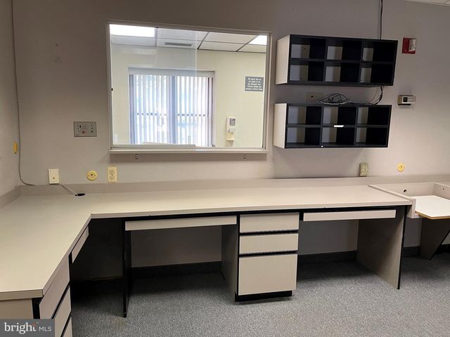 2275 WHITEHORSE MERCERVILLE RD #1&2, Hamilton, NJ 08619