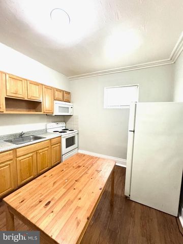 1813 W THOMPSON ST #2, Philadelphia, PA 19121