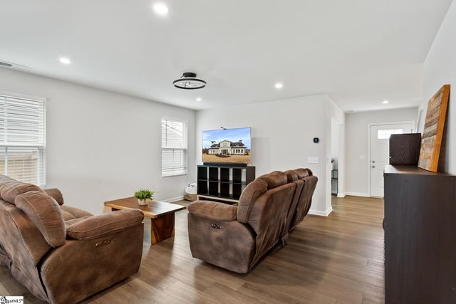 625 Batchomble Lane, Greenville, SC 29605