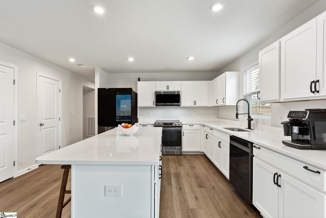 625 Batchomble Lane, Greenville, SC 29605