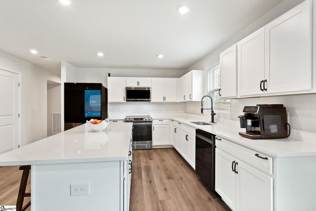 625 Batchomble Lane, Greenville, SC 29605