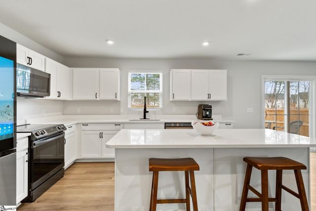 625 Batchomble Lane, Greenville, SC 29605