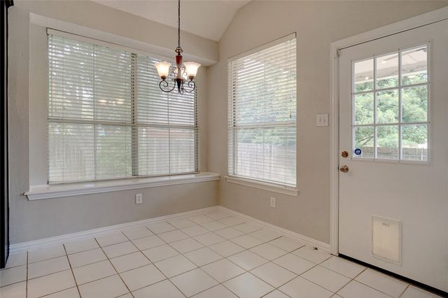 2802 Southwood Court, Grapevine, TX 76051