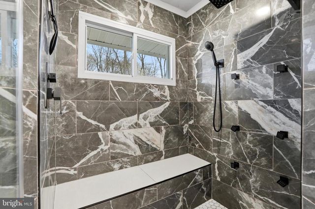 157 MILL DR, Levittown, PA 19056