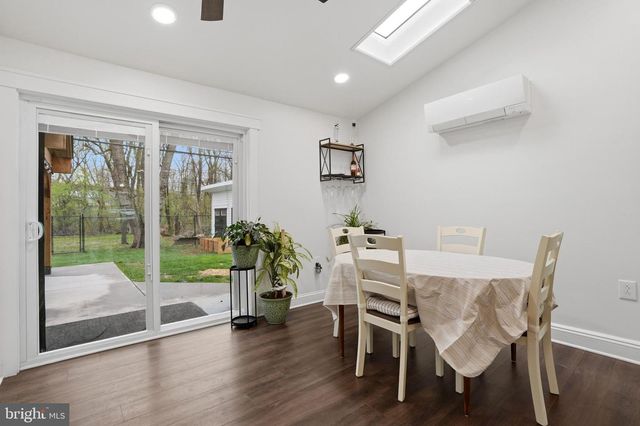 157 MILL DR, Levittown, PA 19056