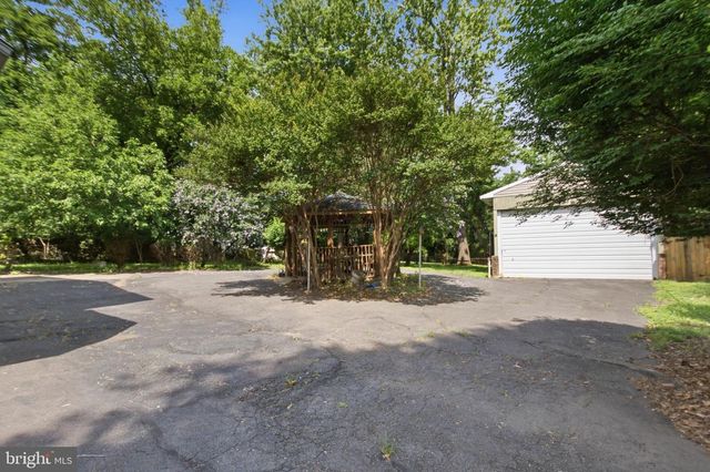 511 MALCOLM RD NW, Vienna, VA 22180