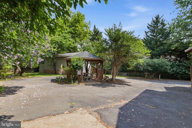 511 MALCOLM RD NW, Vienna, VA 22180