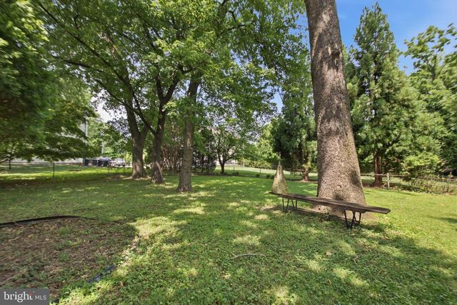 511 MALCOLM RD NW, Vienna, VA 22180