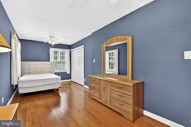 10823 MOORE DR, Manassas, VA 20111