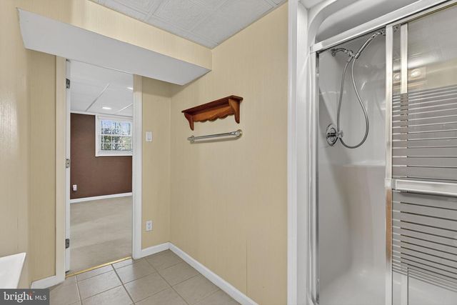 10823 MOORE DR, Manassas, VA 20111