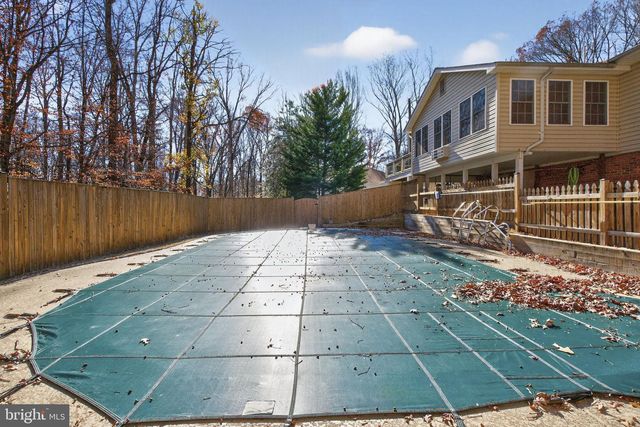 10823 MOORE DR, Manassas, VA 20111