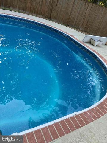 10823 MOORE DR, Manassas, VA 20111