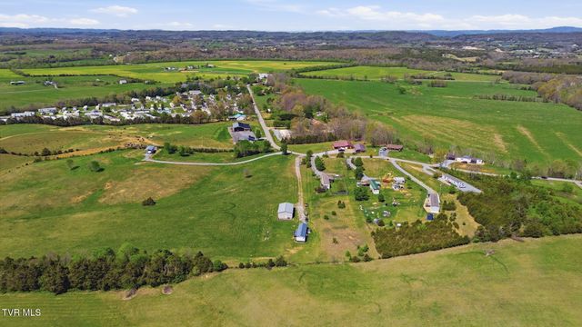 660 Mohawk Creek Road, Midway, TN 37809