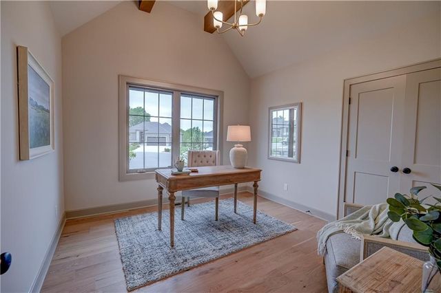 912 Savannah Lane, Greenwood, MO 64034