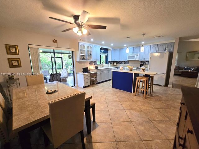 13870 Magnolia Court, Davie, FL 33325