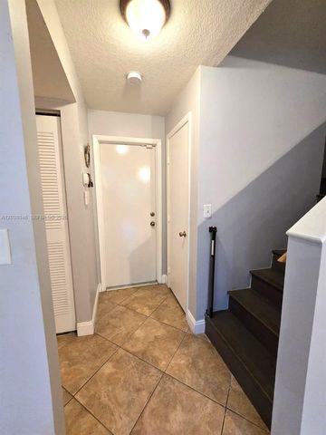 13870 Magnolia Court, Davie, FL 33325