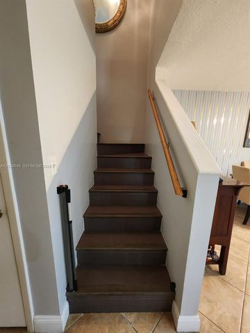 13870 Magnolia Court, Davie, FL 33325
