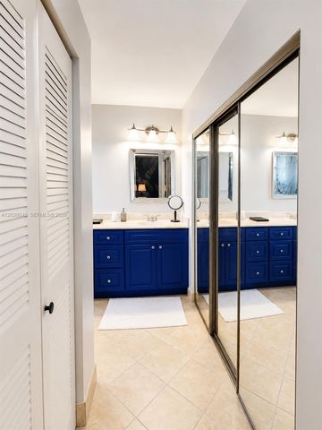 13870 Magnolia Court, Davie, FL 33325