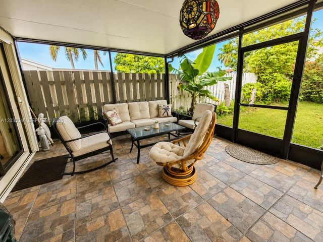 13870 Magnolia Court, Davie, FL 33325