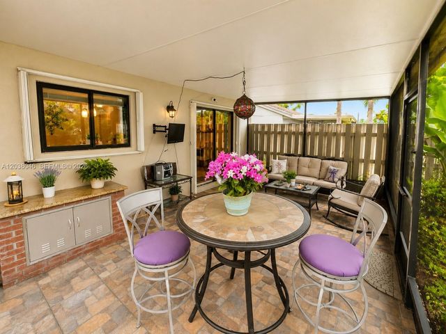 13870 Magnolia Court, Davie, FL 33325