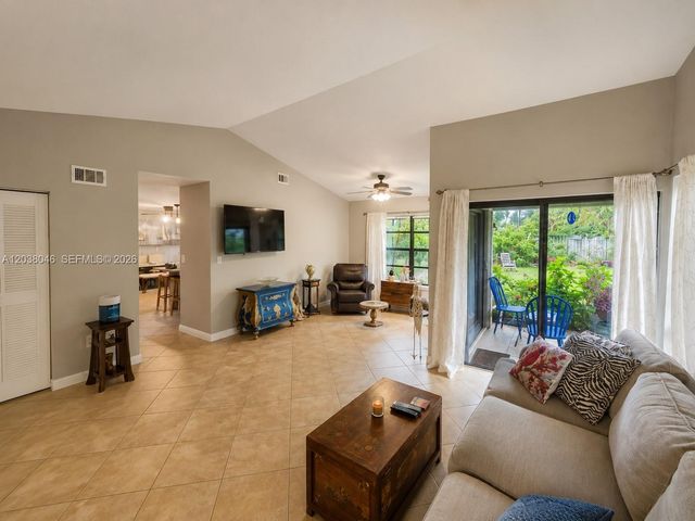13870 Magnolia Court, Davie, FL 33325