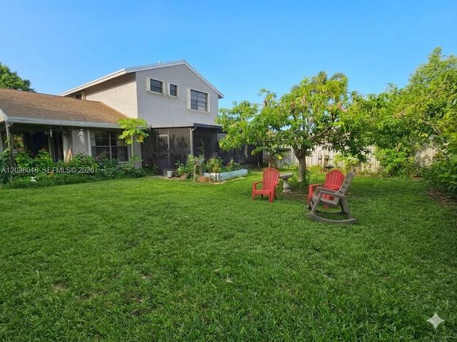 13870 Magnolia Court, Davie, FL 33325