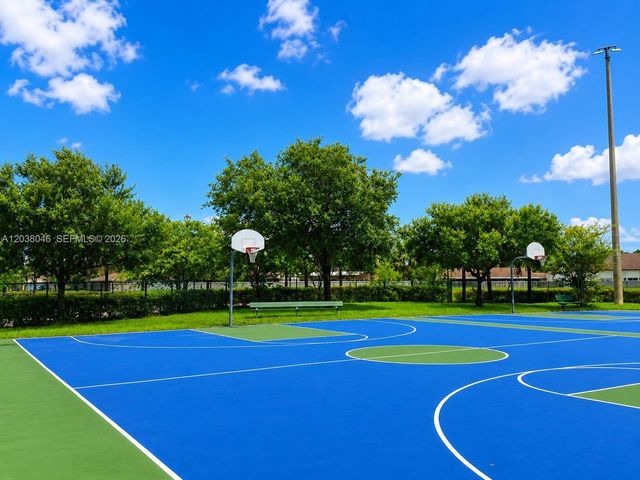 13870 Magnolia Court, Davie, FL 33325