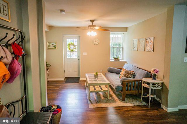 988 KRATZ RD, Glen Rock, PA 17327