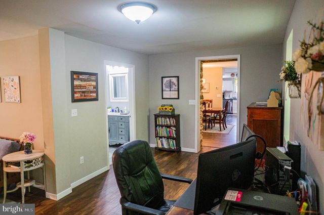 988 KRATZ RD, Glen Rock, PA 17327