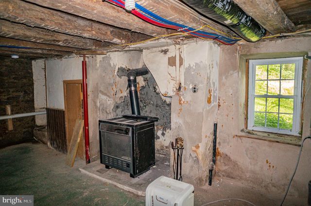 988 KRATZ RD, Glen Rock, PA 17327