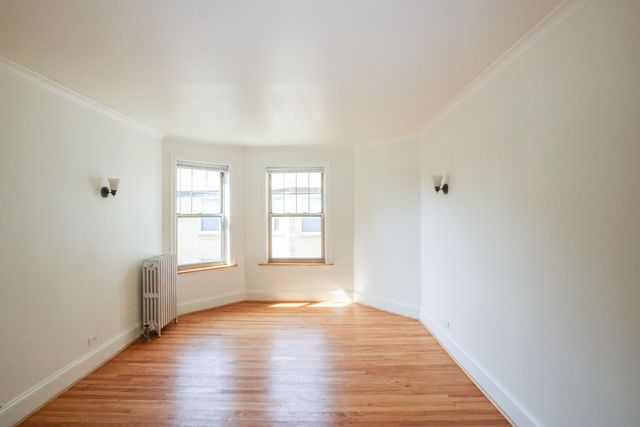 2022 W Berwyn Avenue 3A, Chicago, IL 60625