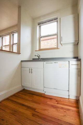 2022 W Berwyn Avenue 3A, Chicago, IL 60625