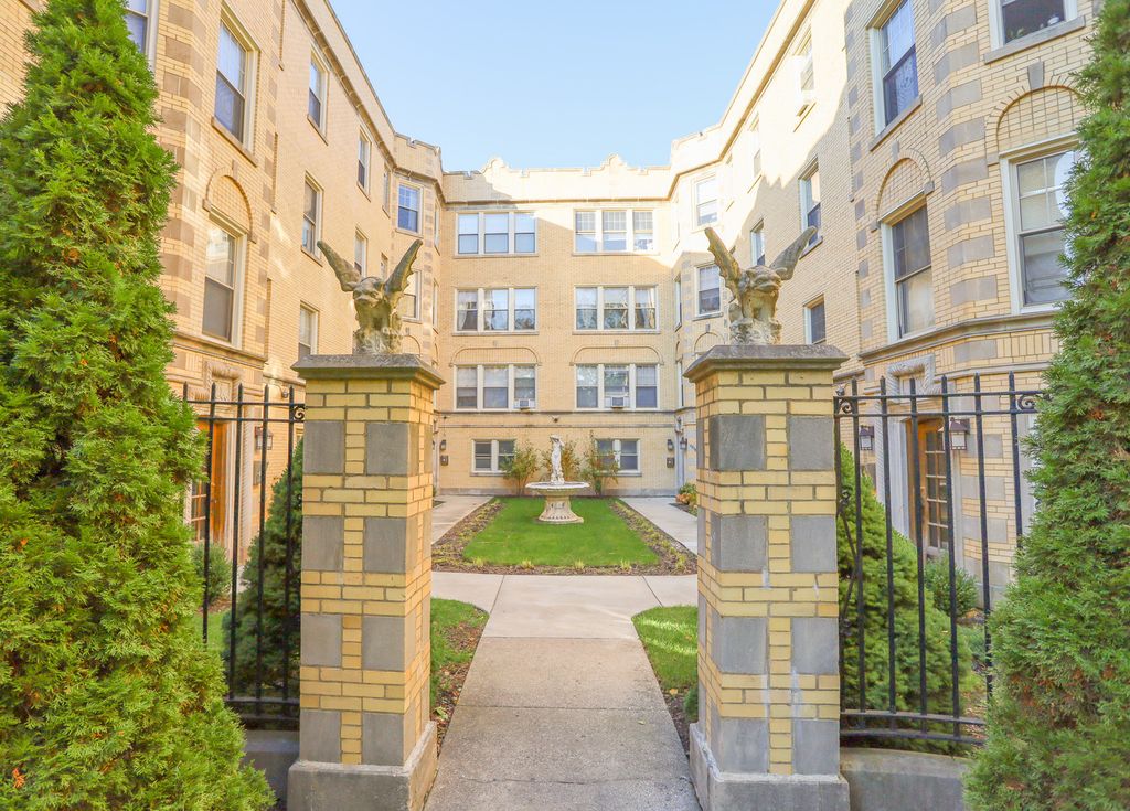 2022 W Berwyn Avenue 3A, Chicago, IL 60625