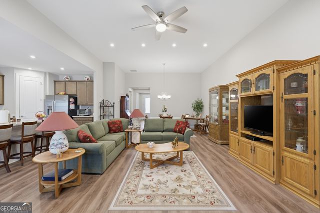 425 Chatuge Drive, Hoschton, GA 30548