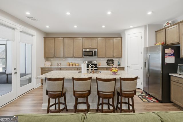 425 Chatuge Drive, Hoschton, GA 30548