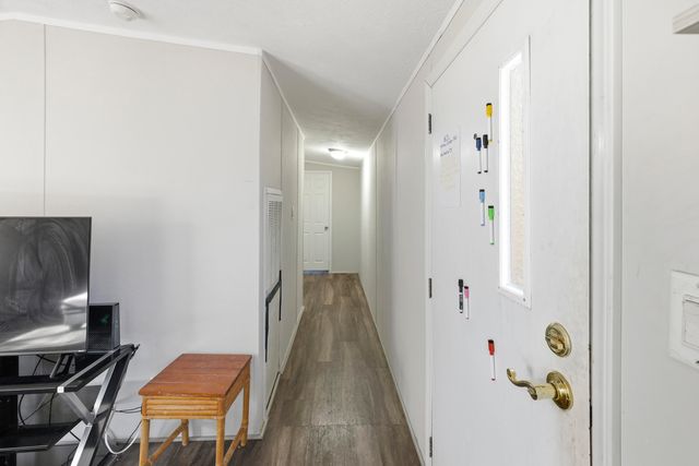 525 Hendrix Mill Road, Estill, SC 29918