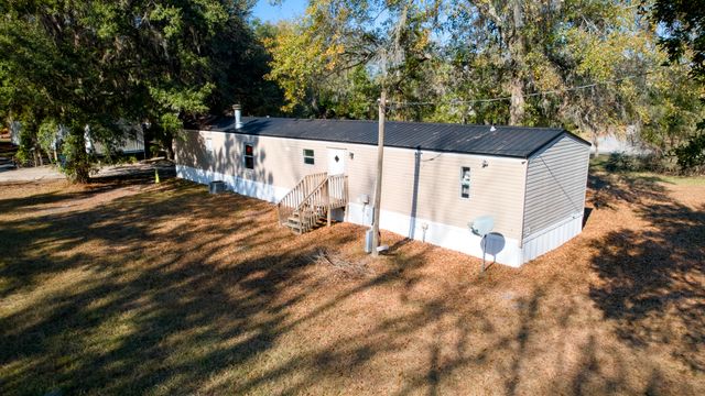 525 Hendrix Mill Road, Estill, SC 29918