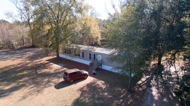 525 Hendrix Mill Road, Estill, SC 29918