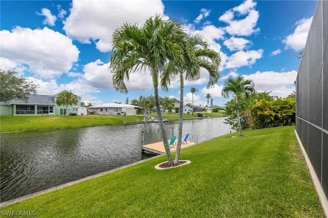 118 SE 23rd PL, Cape Coral, FL 33990