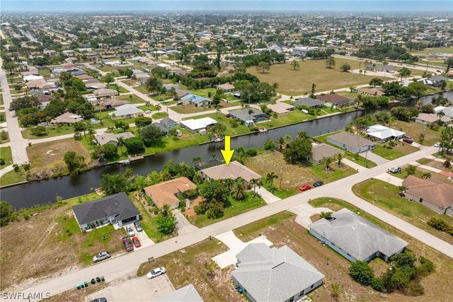 118 SE 23rd PL, Cape Coral, FL 33990