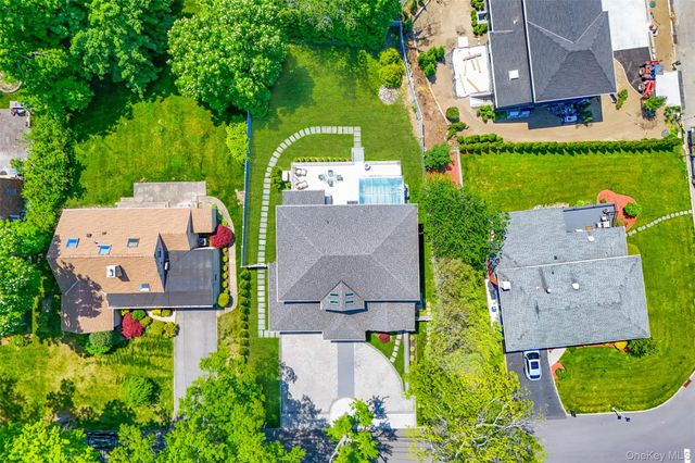 17 Clover Place, New Rochelle, NY 10805