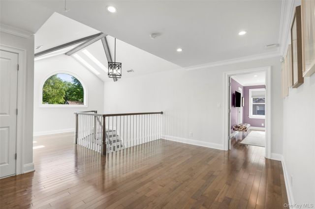 17 Clover Place, New Rochelle, NY 10805