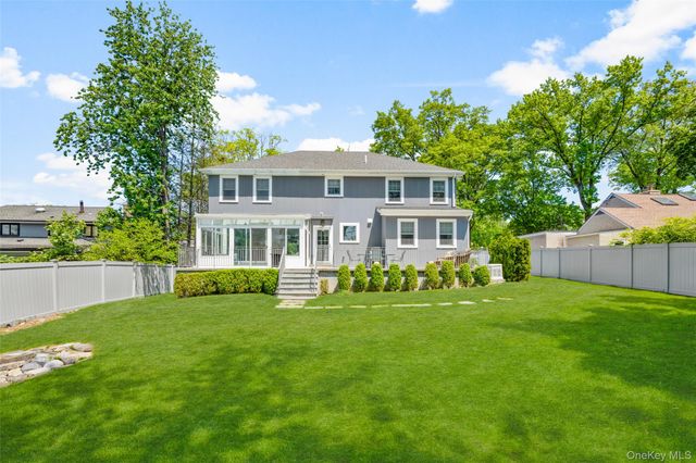 17 Clover Place, New Rochelle, NY 10805